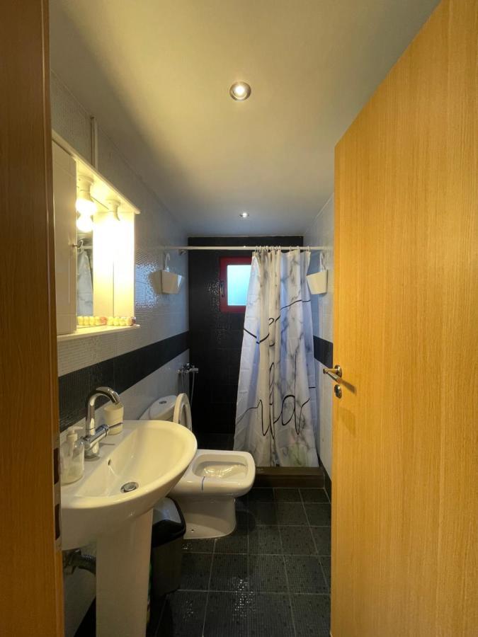 Country Lux Apartment Near Airport Markópoulon Buitenkant foto