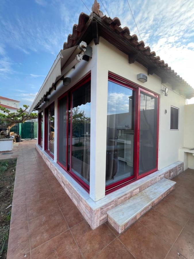 Country Lux Apartment Near Airport Markópoulon Buitenkant foto